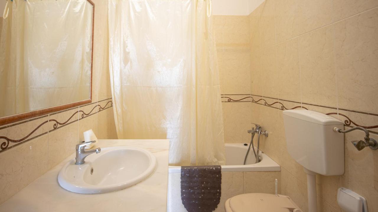 Apartamento Tio Pedro - By Bedzy Albufeira Exteriér fotografie